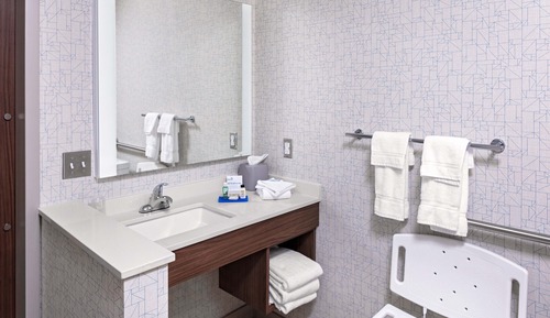 Habitación estándar, 2 camas de matrimonio, bañera accesible