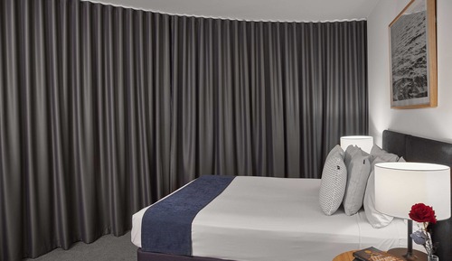 Apartamento Deluxe, 2 habitaciones, en esquina (Weekly Housekeeping)