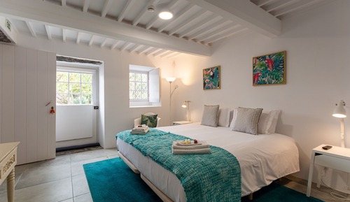 Habitación superior con 1 cama doble o 2 individuales