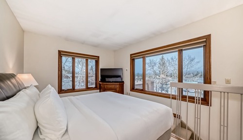 Loft ejecutivo, 1 cama de matrimonio grande, en una planta alta
