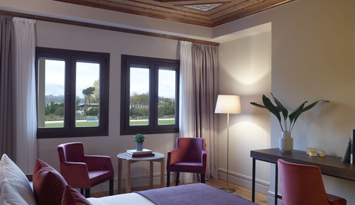 Habitación superior, vistas parciales al lago