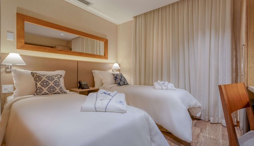 Habitación superior, varias camas, no fumadores