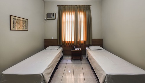 Habitación con 1 cama doble o 2 individuales