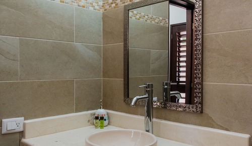 Suite estándar, 1 cama de matrimonio grande con sofá cama, cocina básica, vistas a la ciudad