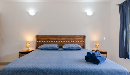 Estudio estándar, 1 cama de matrimonio grande, cocina, vistas al jardín