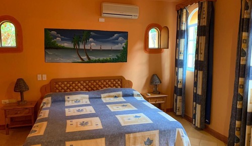 Villa Club