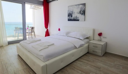 Apartamento, 1 habitación, balcón, vistas al mar