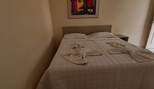 Habitación doble superior, 1 cama de matrimonio grande, baño privado