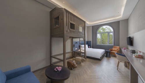 Suite, varias camas (Additional Living)