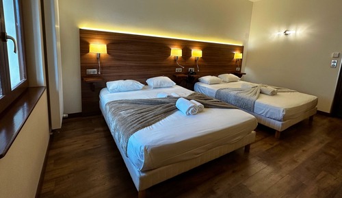 Habitación cuádruple Confort