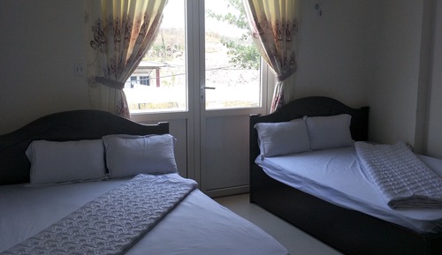 Habitación básica, 2 camas de matrimonio