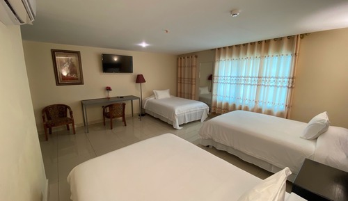 Habitación triple ejecutiva, varias camas, no fumadores