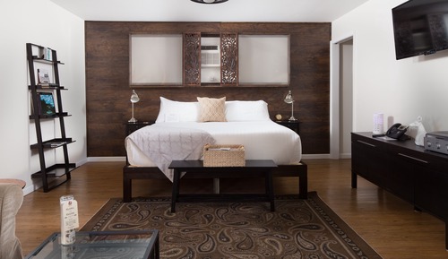 Habitación Signature, 1 cama de matrimonio grande con sofá cama, vistas al patio (4)