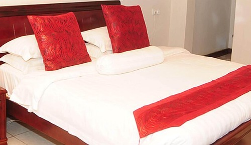 Habitación superior, vistas al jardín