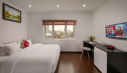 Habitación Deluxe doble, 1 cama de matrimonio grande, vistas a la ciudad