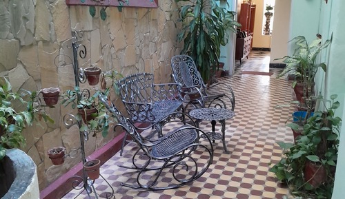 Habitación triple económica (Rojo)