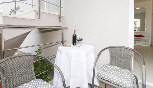 Apartamento familiar, vistas al jardín