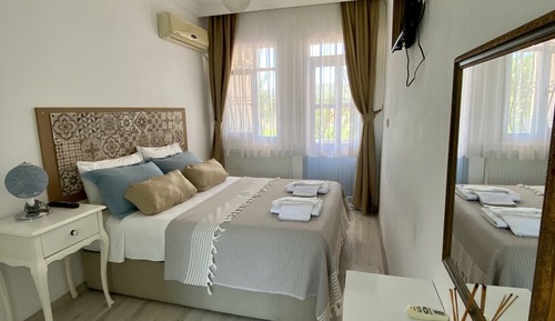 Habitación estándar con 1 cama doble o 2 individuales