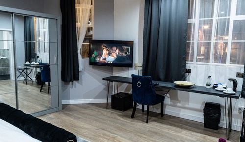 Habitación Deluxe, 1 cama de matrimonio grande, vistas a la ciudad