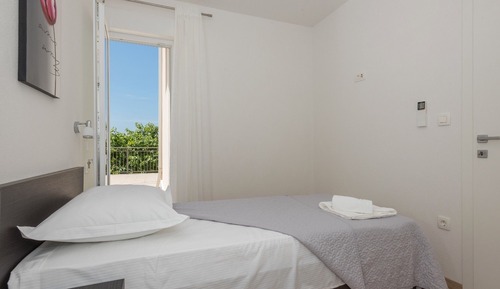 Apartamento, vistas al mar (3)