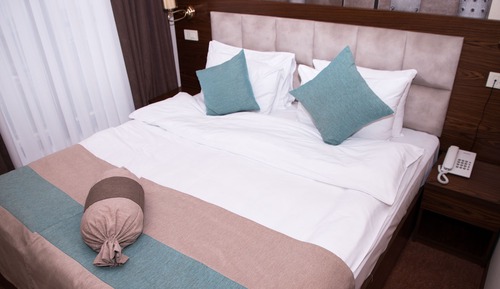 Habitación superior con 1 cama doble o 2 individuales