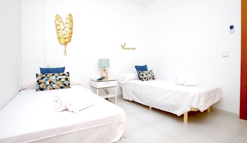 Apartamento, 3 habitaciones, terraza, vistas al mar