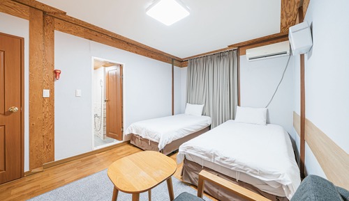 Habitación estándar con 2 camas individuales