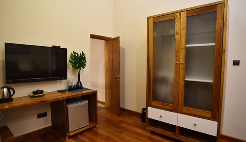 Habitación Deluxe doble, 1 cama de matrimonio grande, no fumadores, vistas al jardín