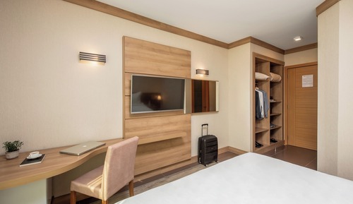 Standard Casal - 1 Cama Casal