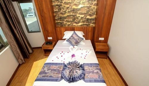 Habitación estándar, 1 cama doble, vistas a la ciudad