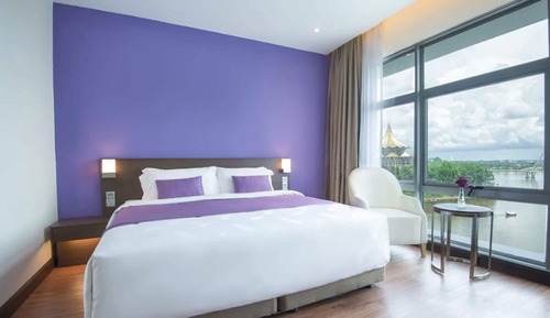 Habitación Deluxe, 1 cama de matrimonio grande, vistas a la ciudad