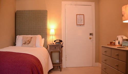 Habitación individual, baño privado