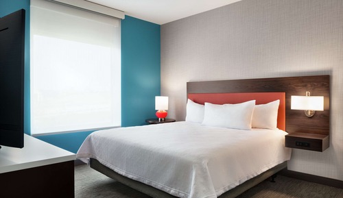 Suite, 1 cama de matrimonio grande con sofá cama, accesible para personas con discapacidad (Hearing)