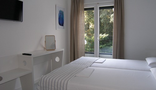 Deluxe Apartment,  2 bedrooms, 1 living room
