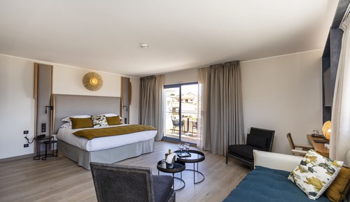 Suite panorámica, bañera de hidromasaje, vistas al mar (Prestige)