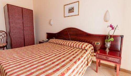 Habitación doble, 1 cama de matrimonio