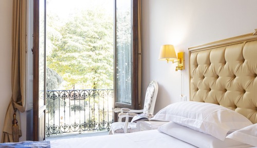 Habitación superior, vistas al jardín