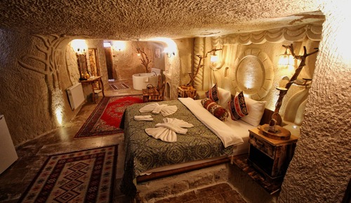 Habitación de luna de miel (Alesta)