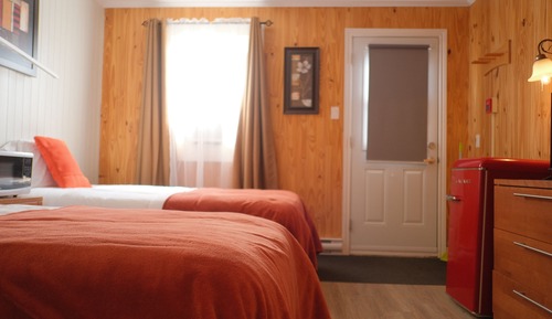Habitación estándar con 2 camas individuales (Motel / 2 single beds)