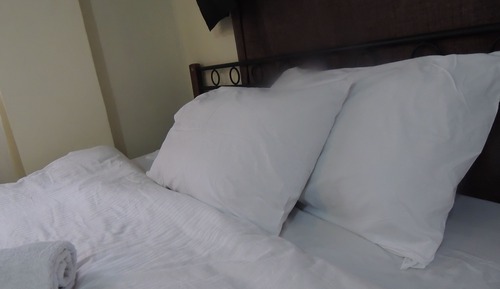 Apartamento Confort, 1 cama de matrimonio grande, fumadores, vistas a la ciudad
