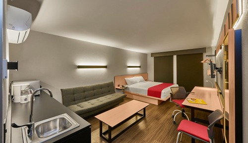 Habitación superior, 1 cama de matrimonio con sofá cama