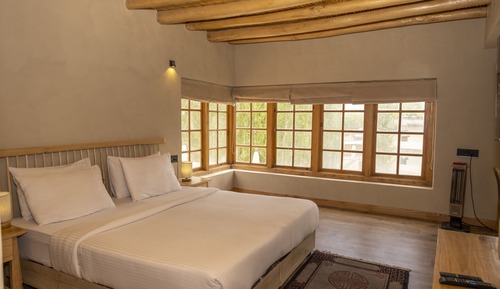 Habitación Confort doble, 1 cama doble, vistas a la montaña