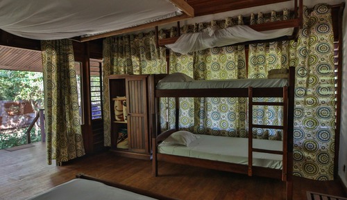 Habitación cuádruple superior, varias camas, no fumadores, vistas al jardín