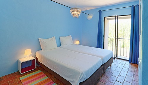 Estudio, vistas al jardín (Almodovar)