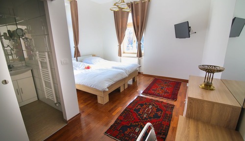 Habitación con 1 cama doble o 2 individuales, no fumadores