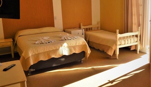 Habitación cuádruple estándar, varias camas