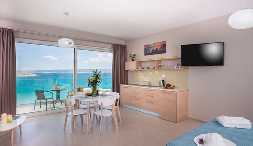 Studio Deluxe with Panoramic Sea View
