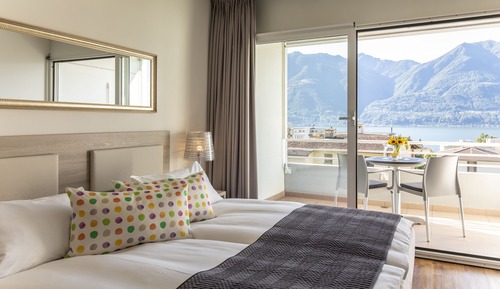 Habitación doble, 1 cama de matrimonio, no fumadores, vistas al lago