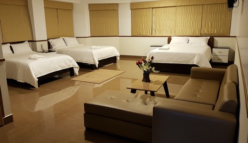Habitación triple ejecutiva, varias camas, no fumadores