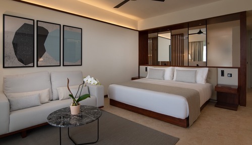 Junior Suite Deluxe Garden View, 1 King